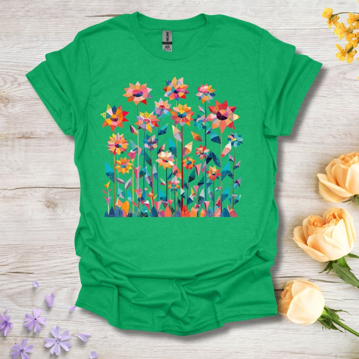 Spinner Flower - Unisex Softstyle T - Shirt - Joyed Dot Store