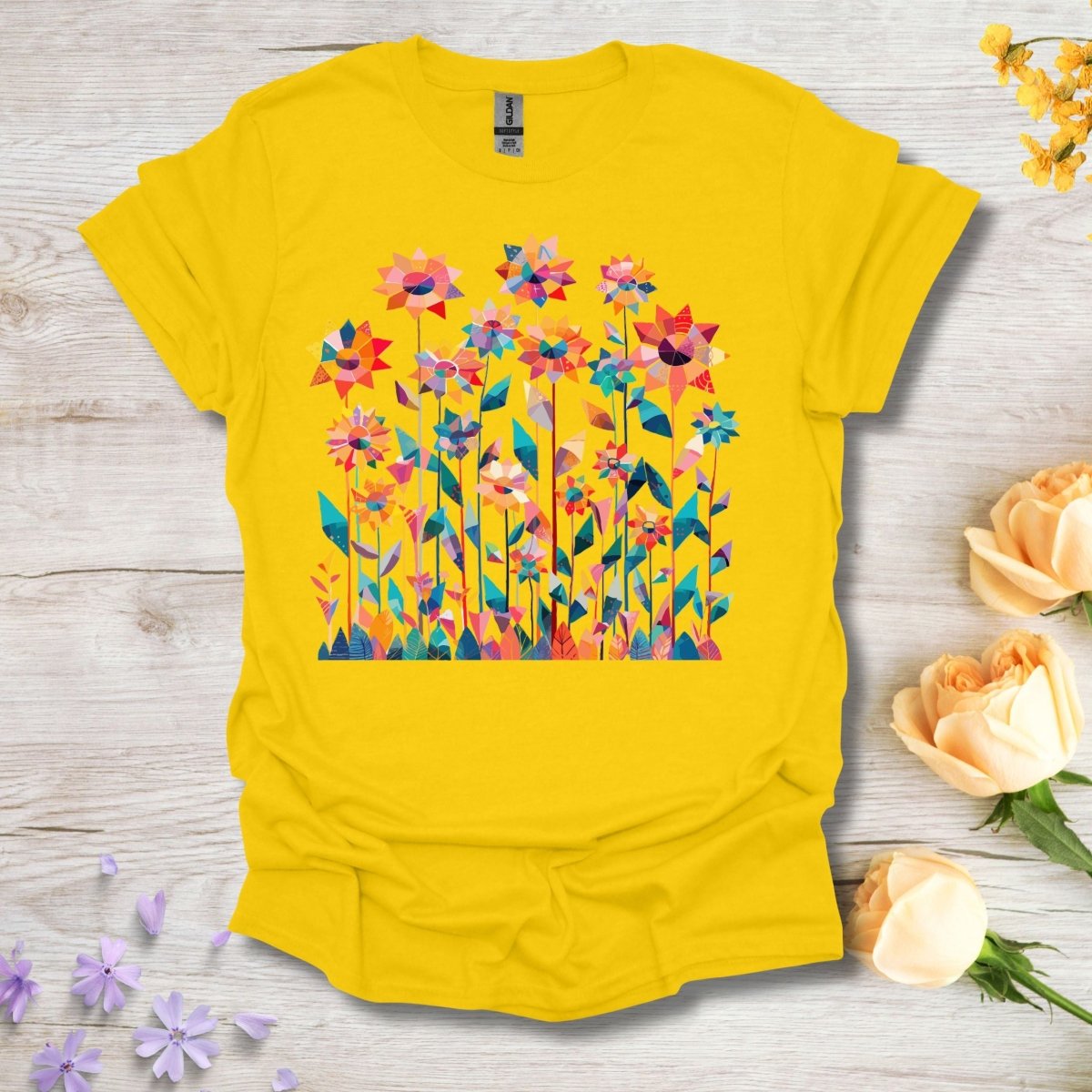 Spinner Flower - Unisex Softstyle T - Shirt - Joyed Dot Store